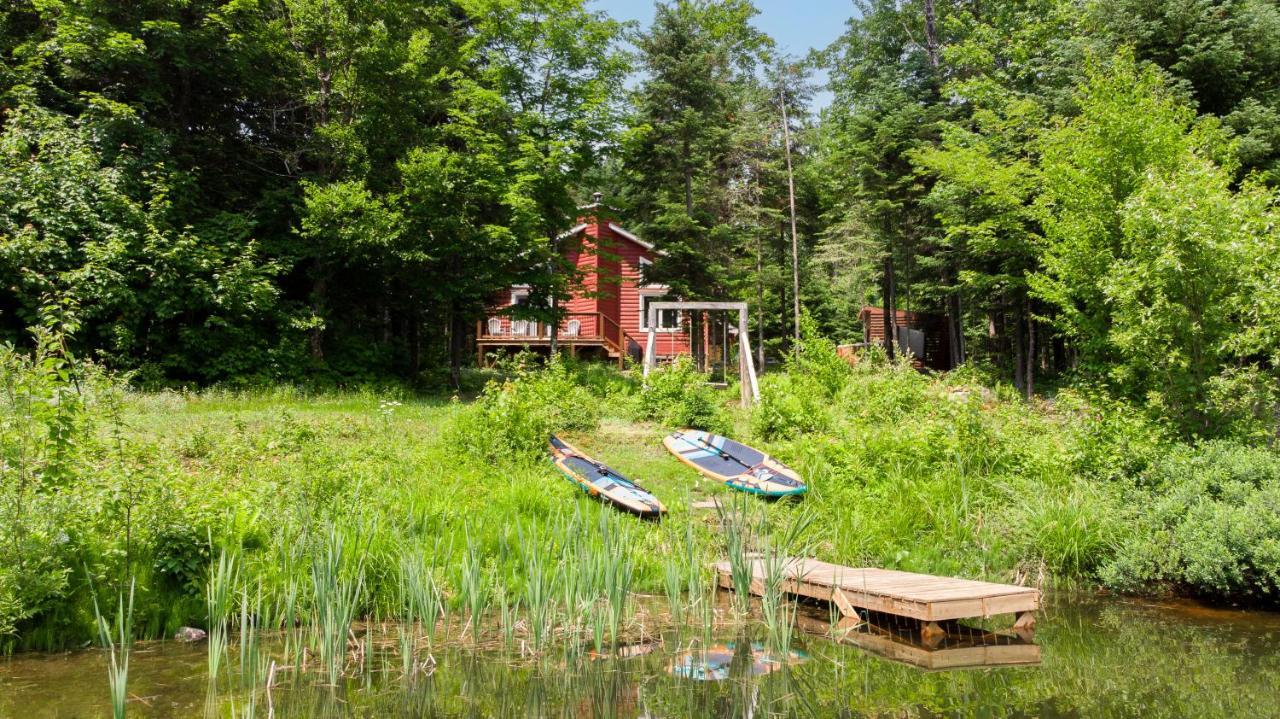 Les Chalets Tourisma - Chalet Dans Les Bois Avec Lac Prive - Le Colibri Saint-Raymond Ngoại thất bức ảnh